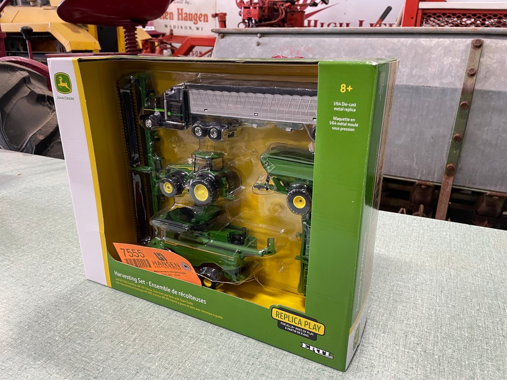 Ertl Replica Play 1/64 Scale John Deere Harvesting Set (Fort Atkinson, WI)
