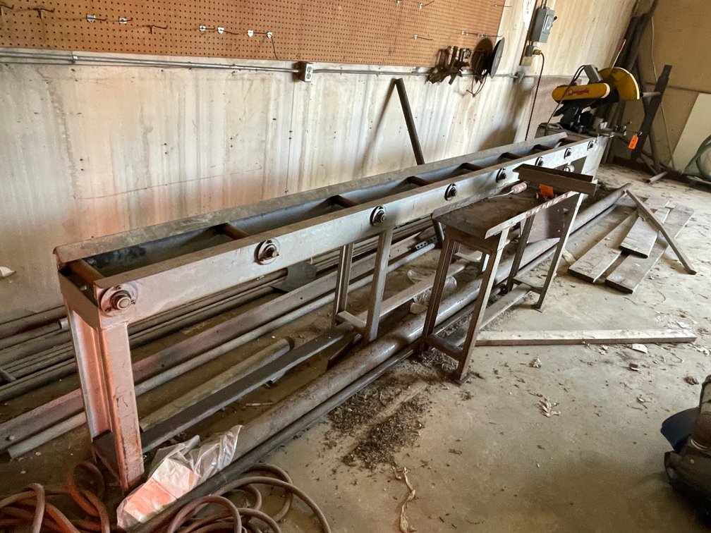 14' Metal Roller Stand