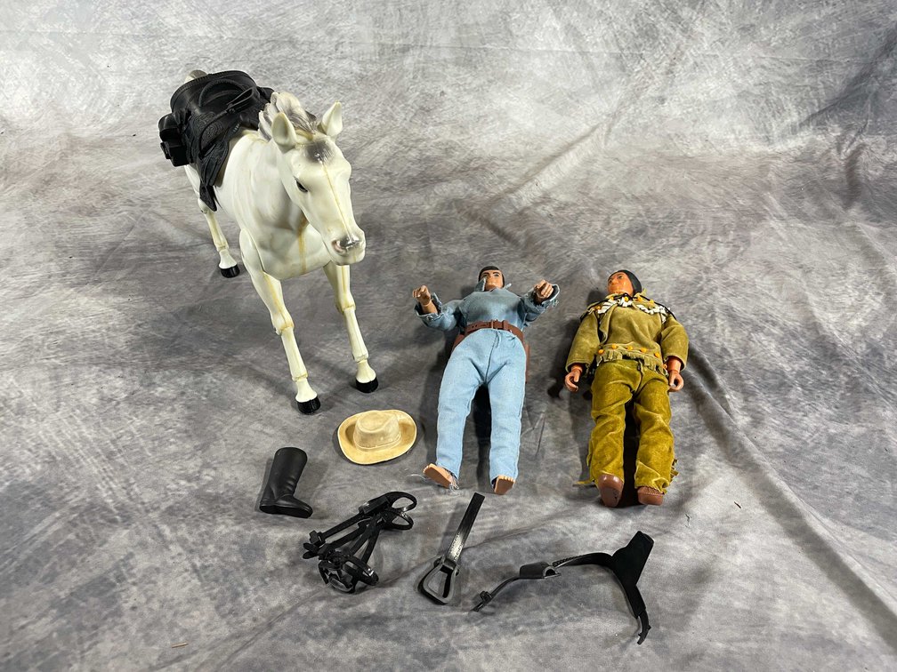 Antique Dolls and Horse (Neenah, WI)