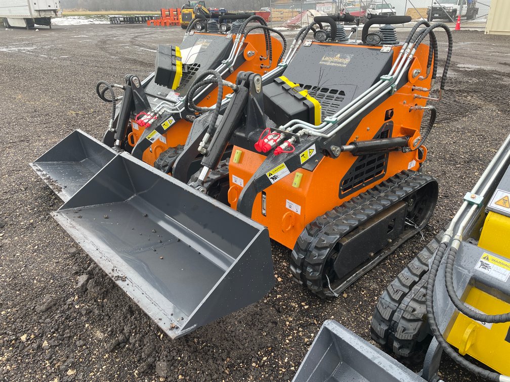 Unused Landhonor Mini Skidsteer Loader