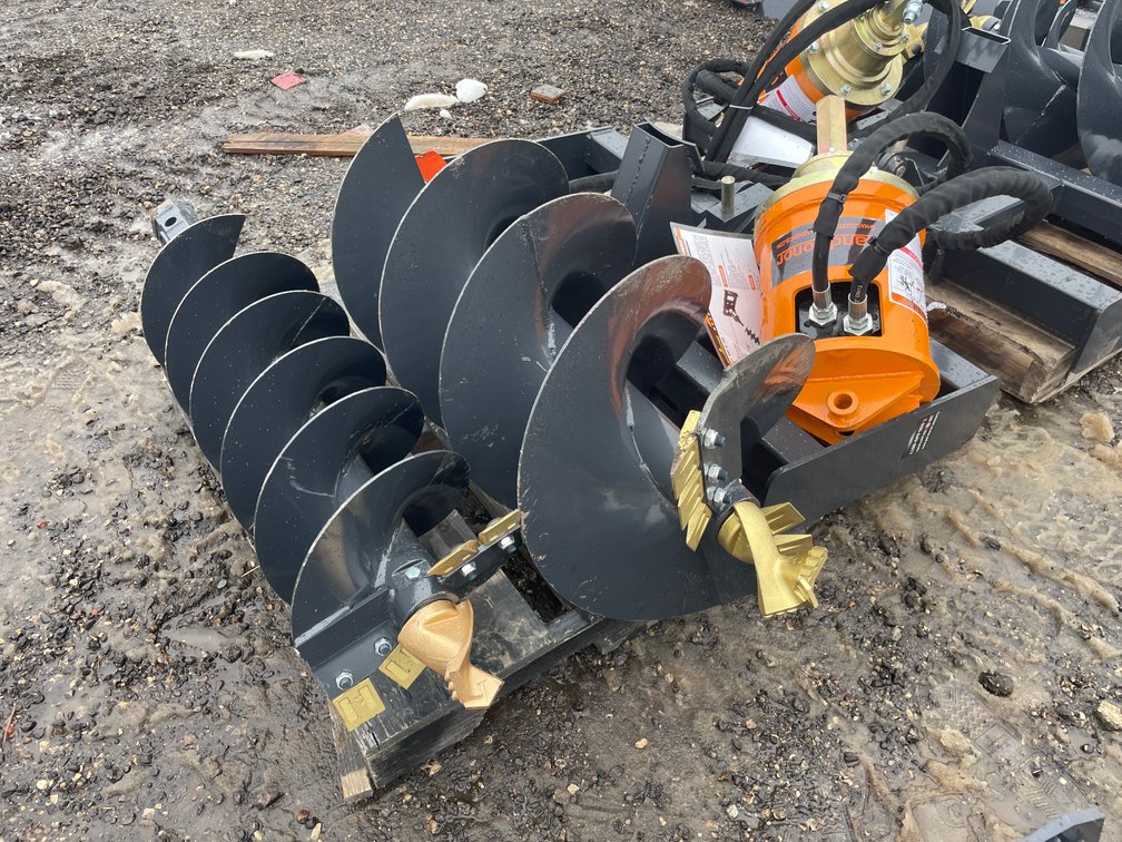 Unused Landhonor Skidsteer Loader Auger