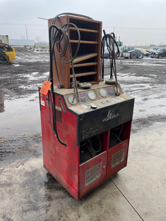 White Refrigerant Recovery/Management System