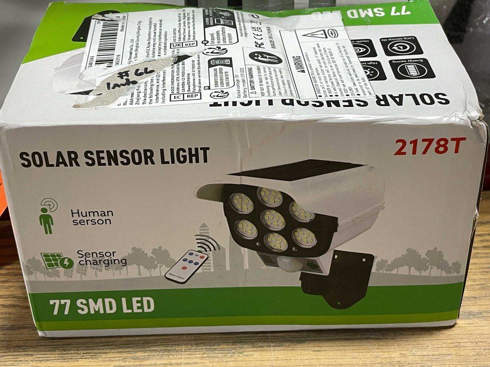 Solar Sensor Light With Remote (T2)
