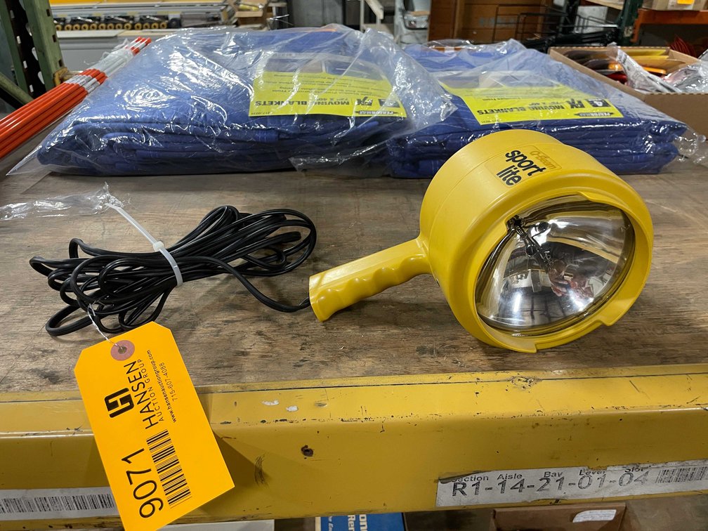Vintage Q Beam Sport Lite Spot Flood Light (PR10)