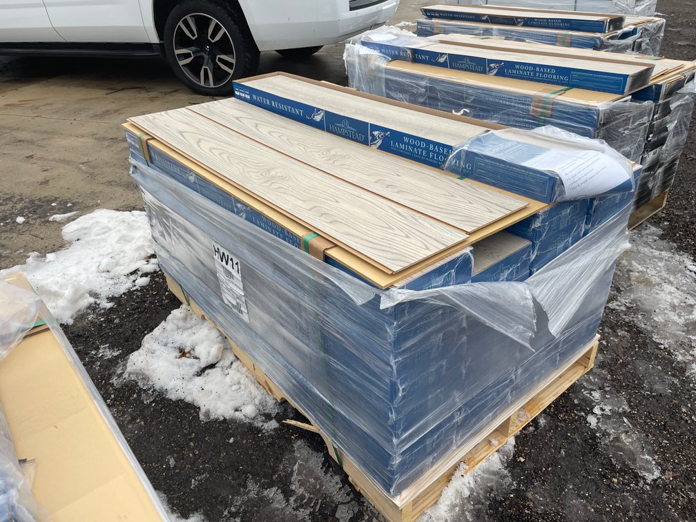 842 Sq. Ft. Color: Spotswood  WATER-RESISTENT Click Planks