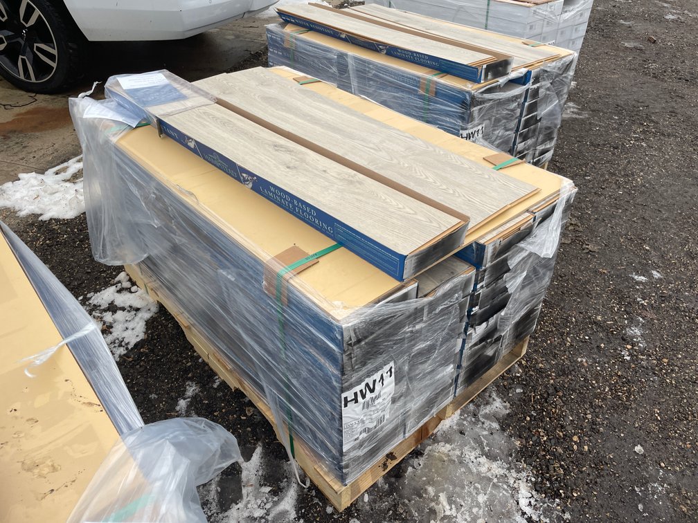 842 Sq. Ft. Color: Spotswood  WATER-RESISTENT Click Planks