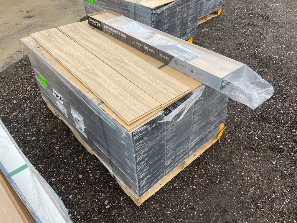 589.6 Sq. Ft. Color: Sunnyview Hickory STAINMASTER WATERPROOF Planks