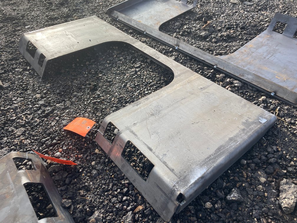 Unused Skidsteer Open Center Weldable Quick Attach Plate