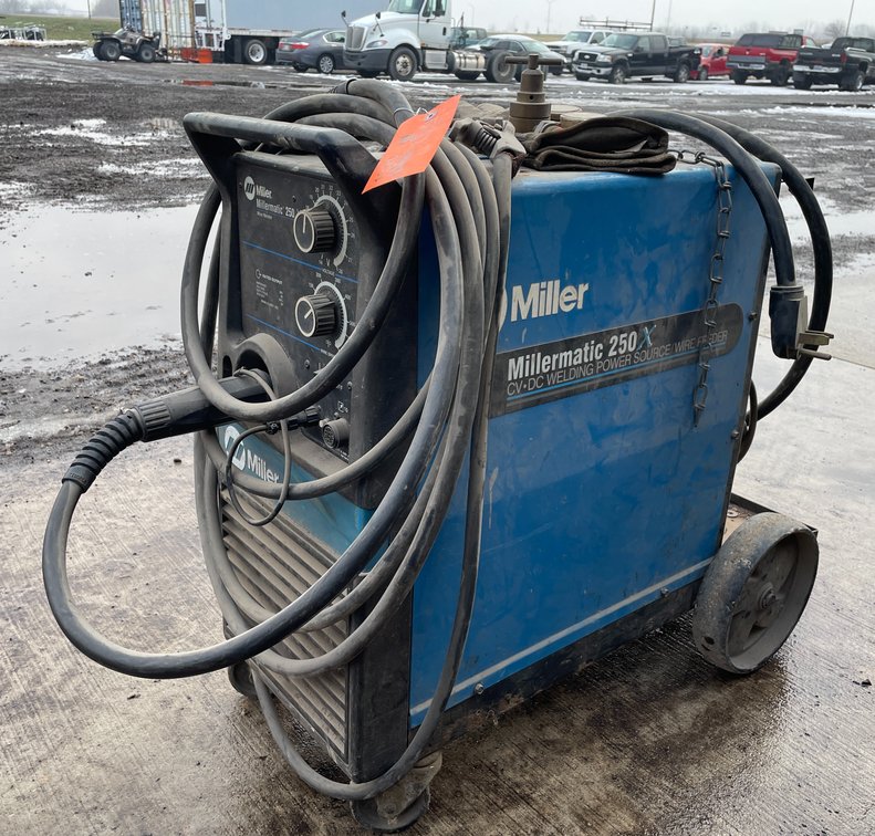 Miller Millermatic 250X Wire Welder