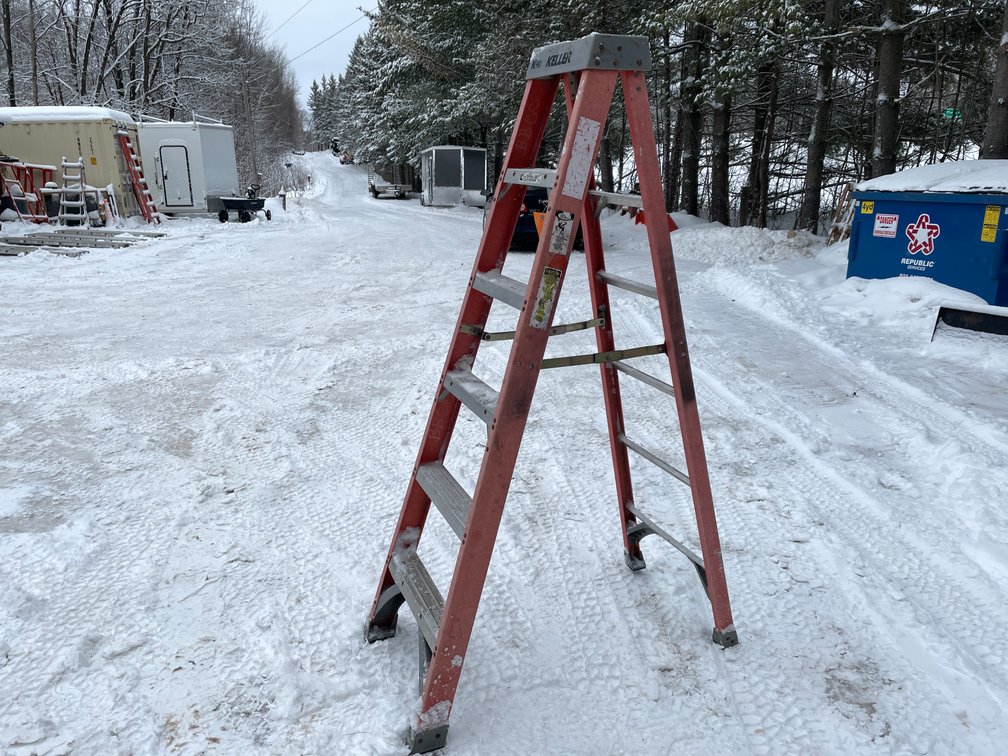 Keller Fiberglass Step Ladder