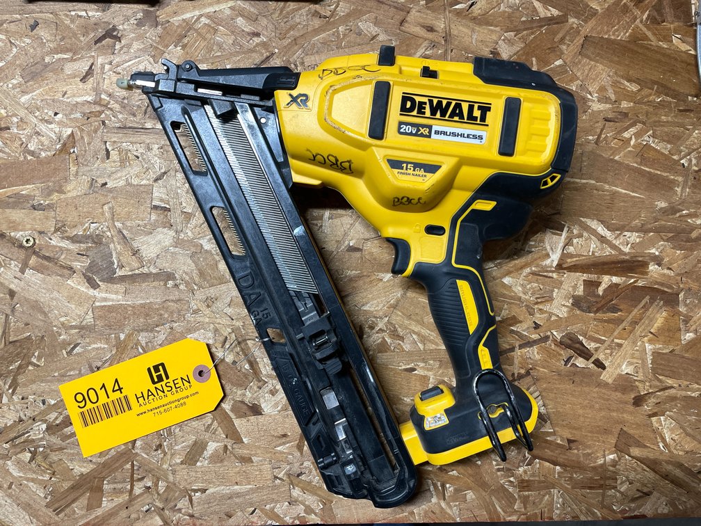 DeWalt 20V Brushless 15 GA Finish Nailer