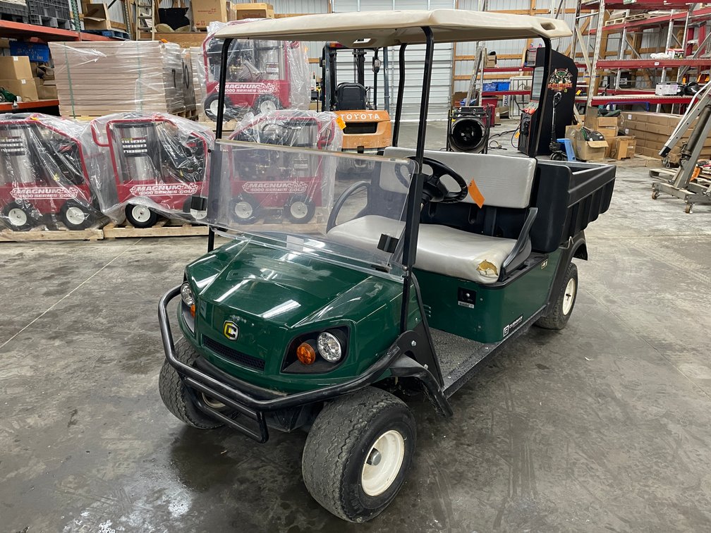 Cushman Hauler 1200 Gas Golf Cart