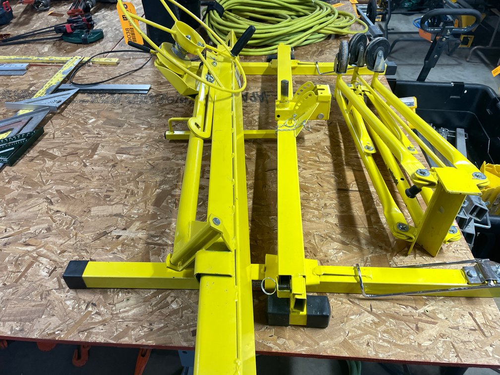 Mud Boss Sheet Rock Lift