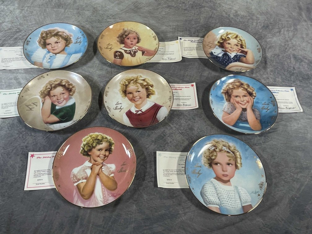 Shirley Temple Plates (Neenah, WI)
