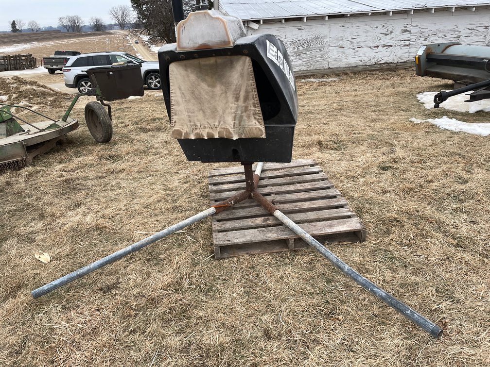 Easy Way Mineral Feeder