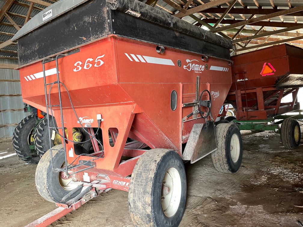 Demco 365 Gravity Box