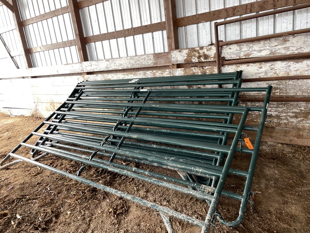 (8) Metal Corral Panels