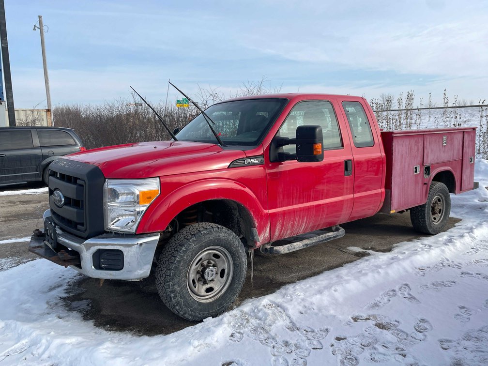 2013 F250 Service Body Work Truck (Has WI Title) (OF)