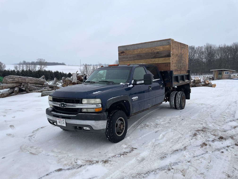 2002 Chevy 2500 Pickup Truck (Malone, WI) (Has WI Title)