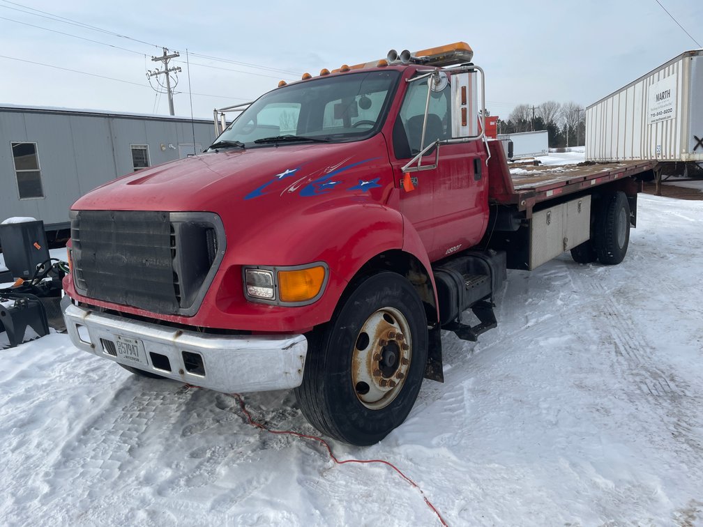 2001 Ford F-650 Rollback Truck (Has WI Title) (Merrill, WI)