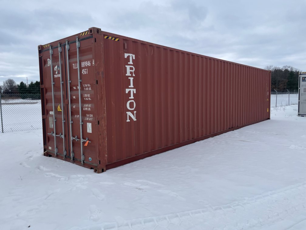 Triton 40' High Cube Shipping Container (Mosinee, WI)