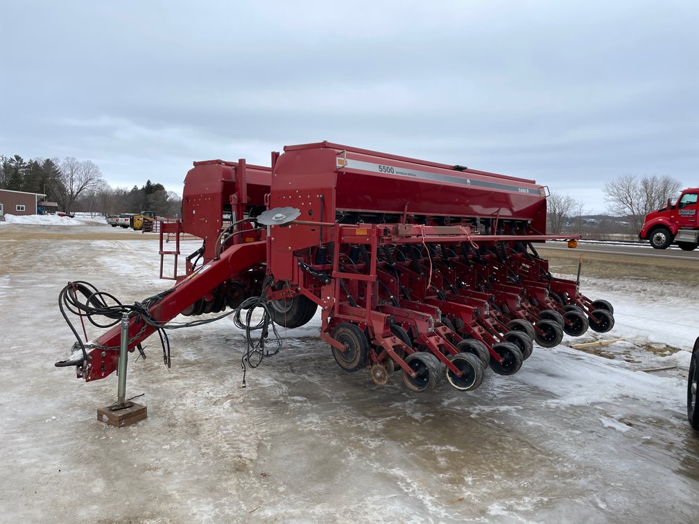 Case 5500 Soybean Special Drill (Downing, WI)