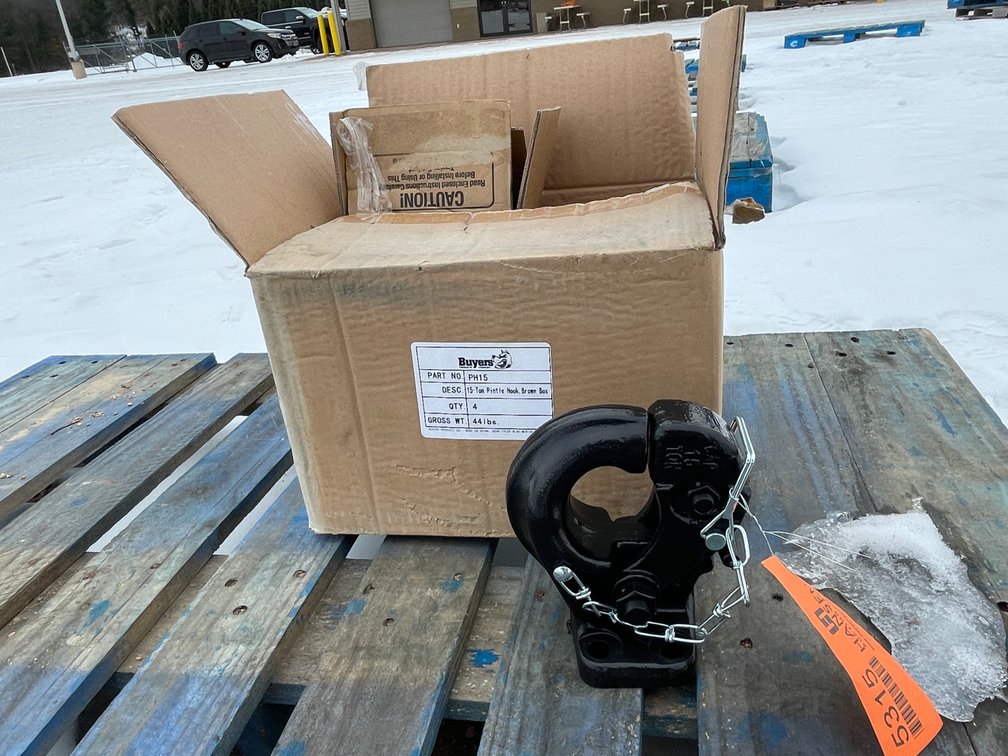 (4) New Buyers 15-Ton Pintle Hitch Hooks