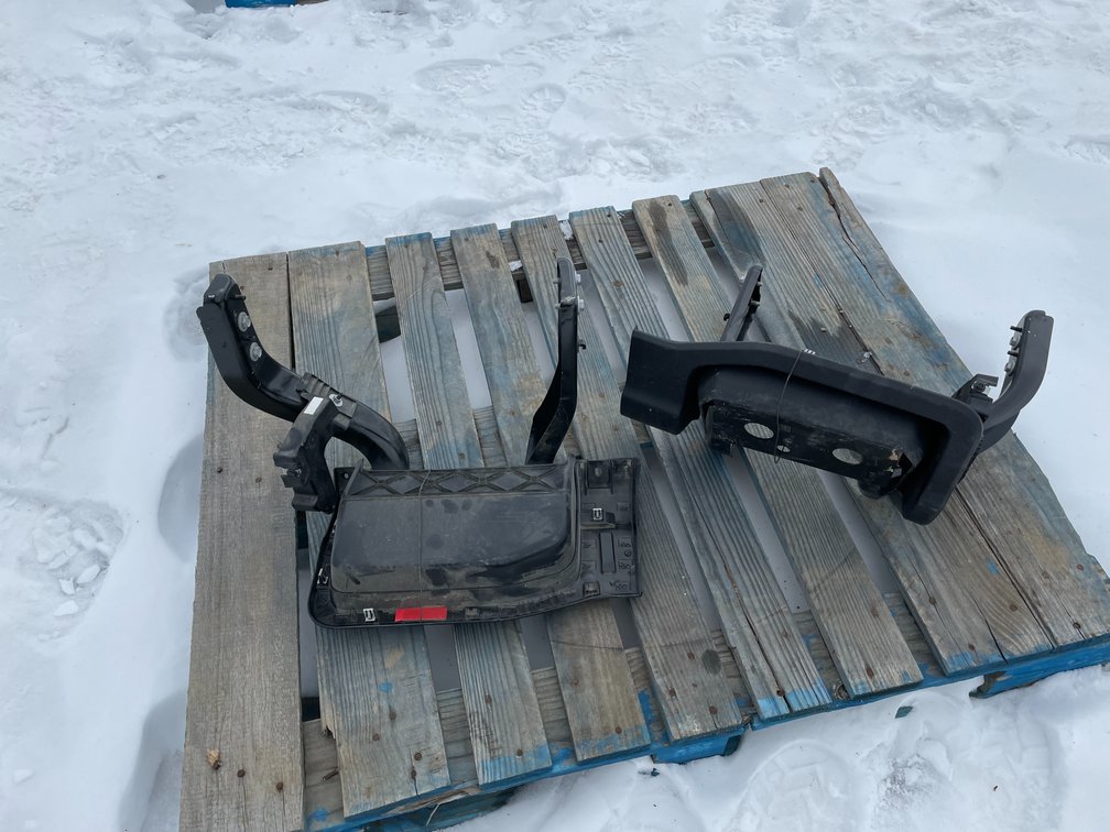 Pair Of New Ford Super Duty Truck Bed Side Steps (Nitke Yard- Mosinee, WI)