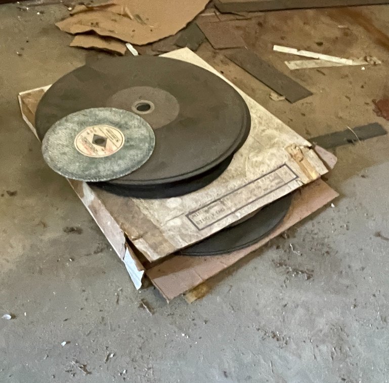 Assorted Metal Cutting Wheels