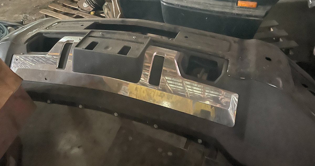 2019 Chevy Silverado Pick Up Truck Bumper