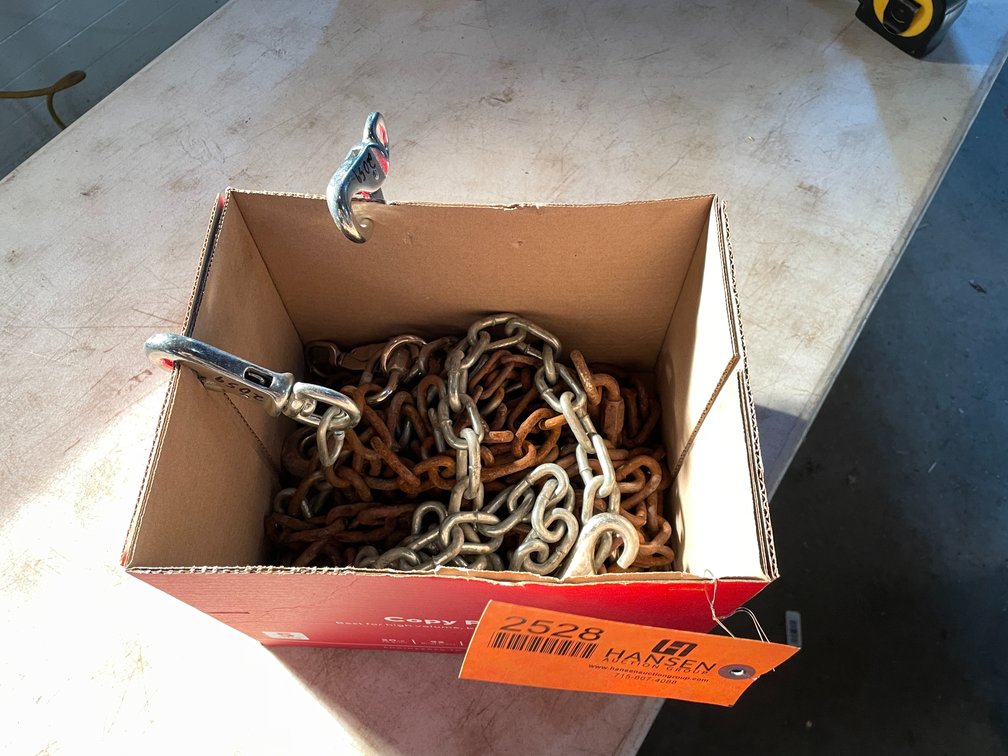 Various Gate Chains and Clip On Ends