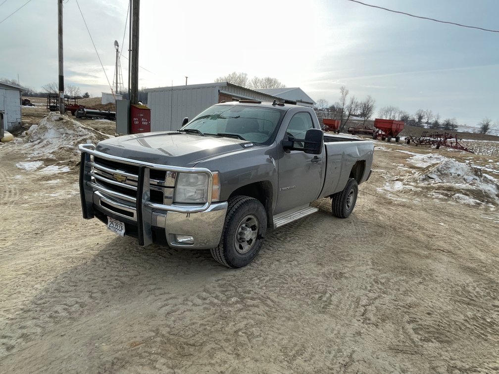 2007 Chevy Silverado 3500 HD (Has WI Title)