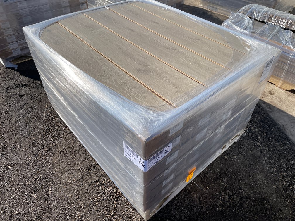 736 Sq. Ft. MOHAWK Laminate Flooring