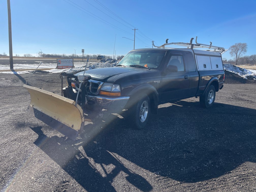 1999 Ford Ranger XLT with Plow (Has WI Title)