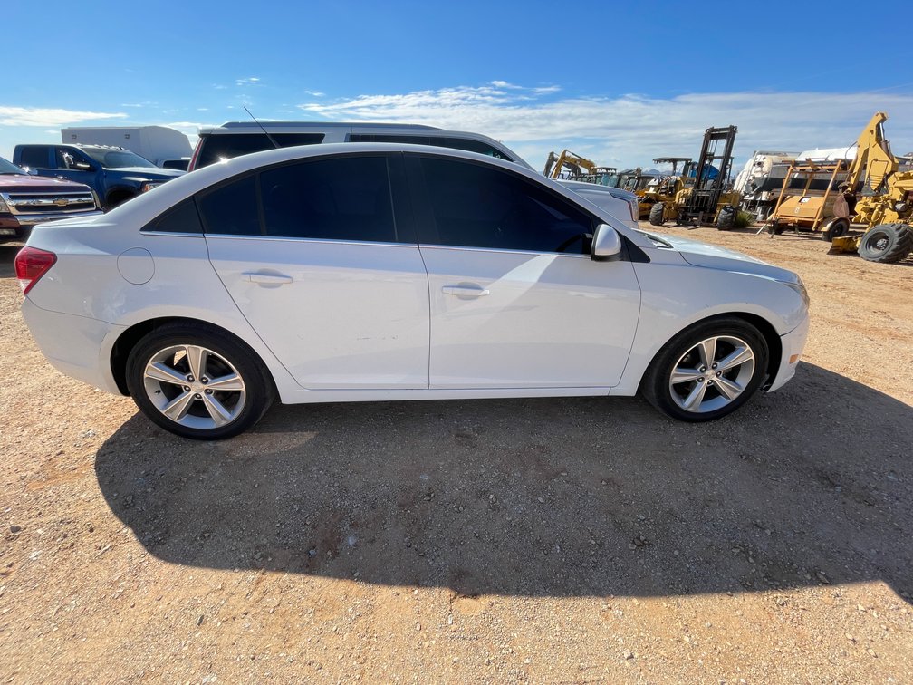 2013 Chevy Cruze LT (Has Rebuilt Salvage Title)