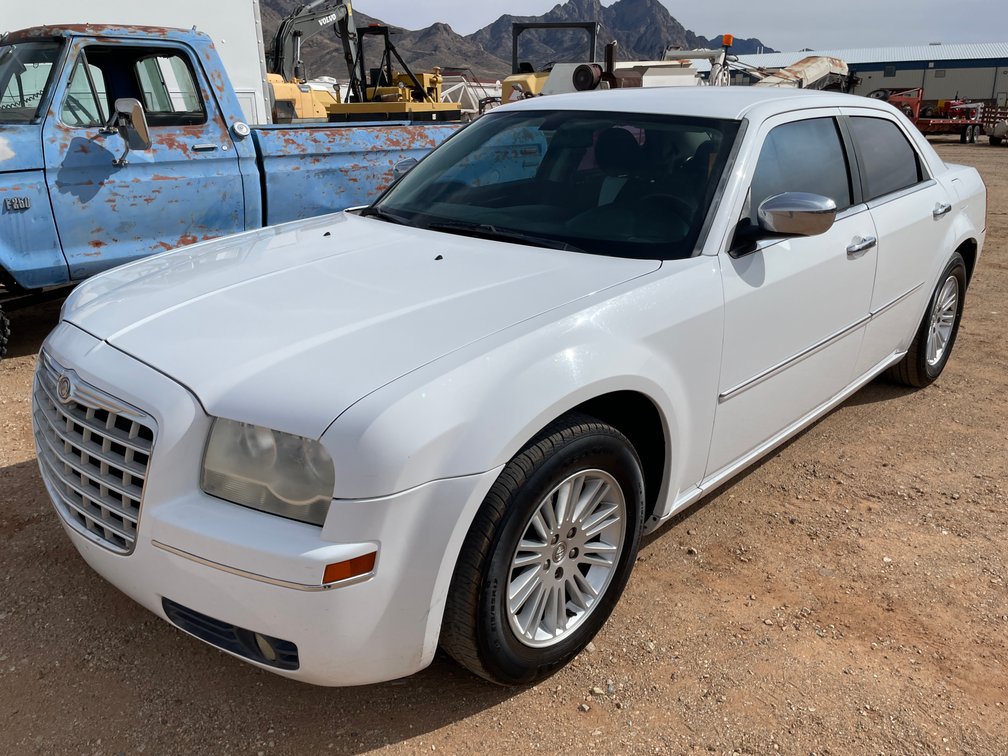 2010 Chrysler 300 (Has NM Title)