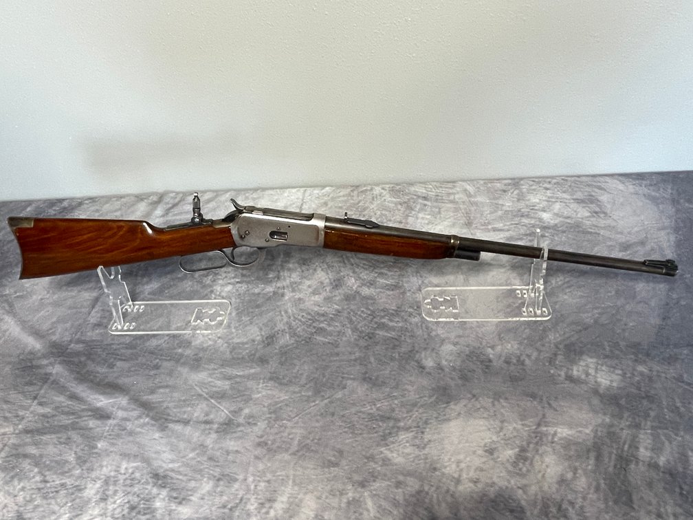 1920 Winchester 1892 Carbine, Lever Action Rifle, SN: 881072 (Arcadia, WI)