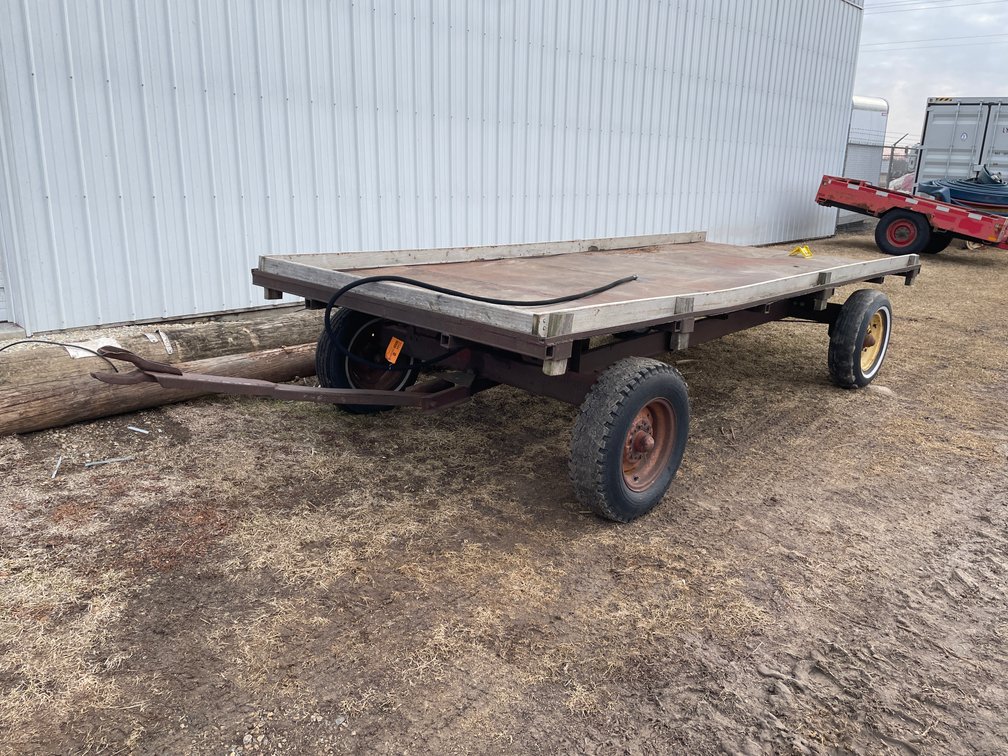 15' Hydraulic Dump Trailer (No Title)