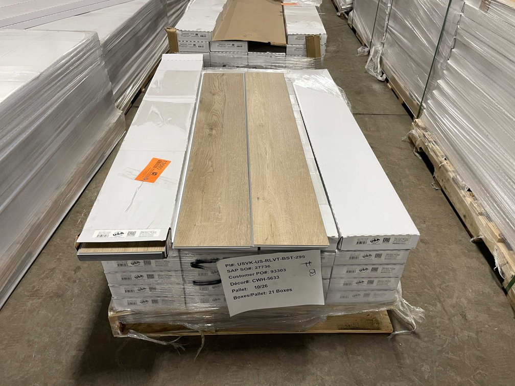 (21) CTNS WATERPROOF Vinyl Click Flooring Planks (B)