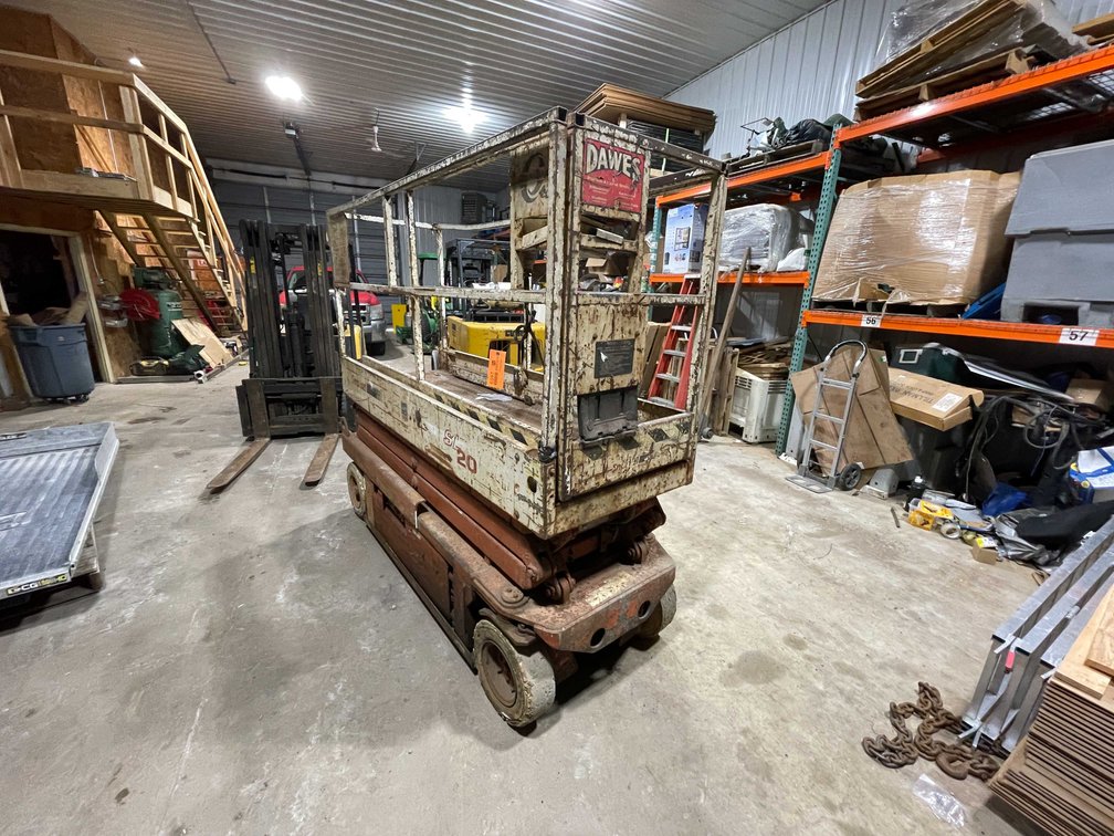 Snorkel Scissors Lift (Abrams, WI)