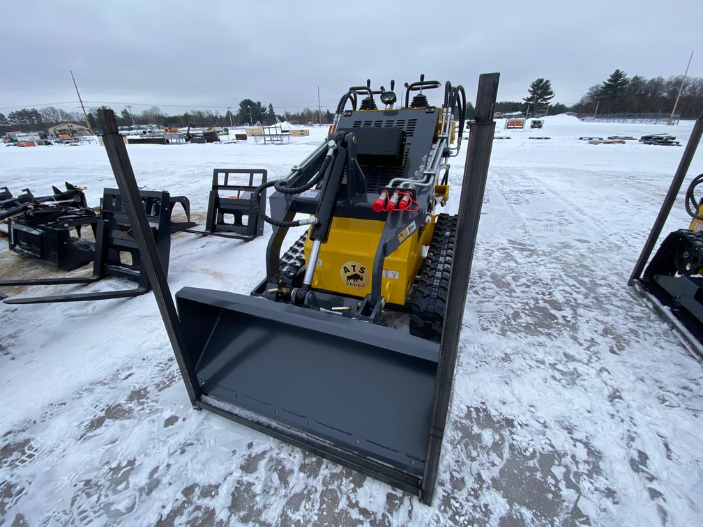 ATS Mini Skid Steer Loader (Mosinee, WI)
