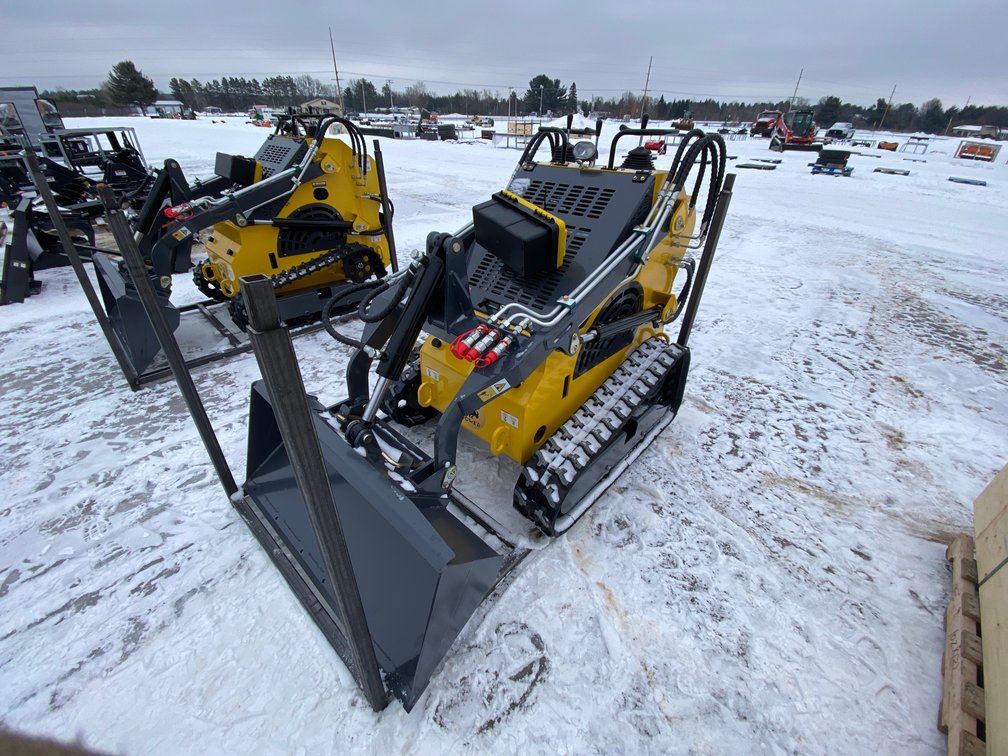 ATS Mini Skid Steer Loader (Mosinee, WI)