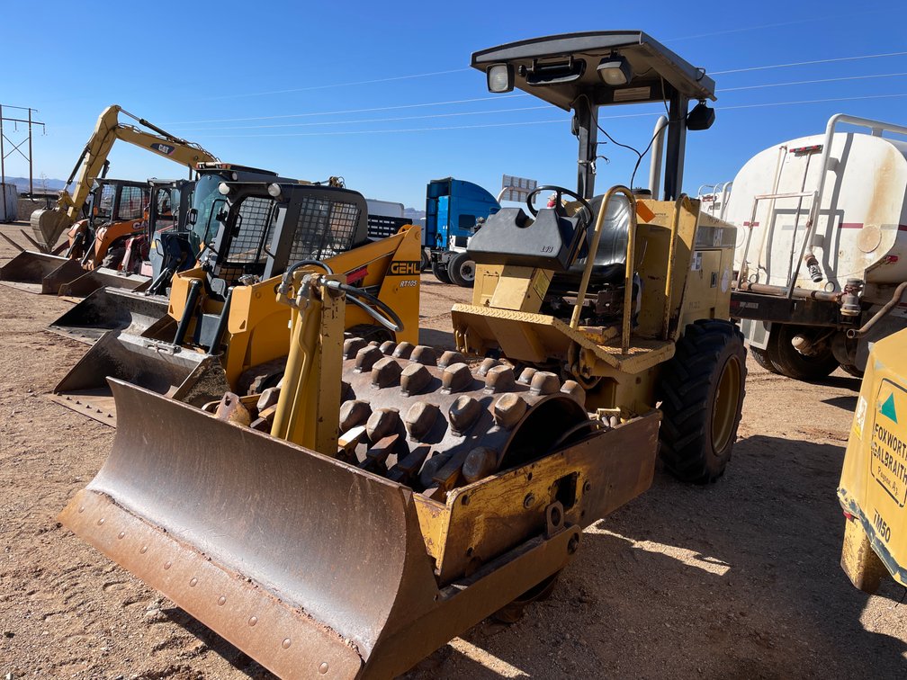 Cat CP-323C Roller