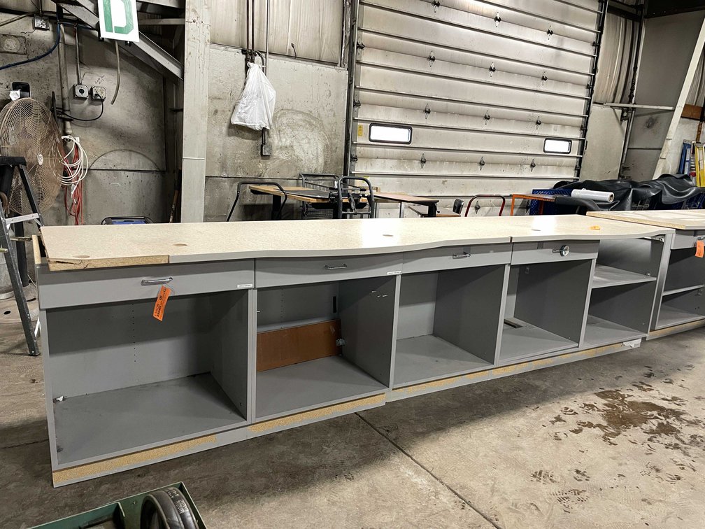 (2) Cabinet Section (D)