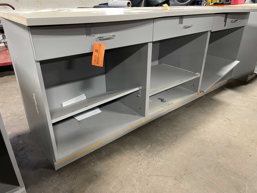 (1) Cabinet Section (D)
