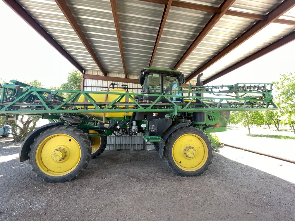 2019 John Deere R4023 Sprayer (Deming, NM)