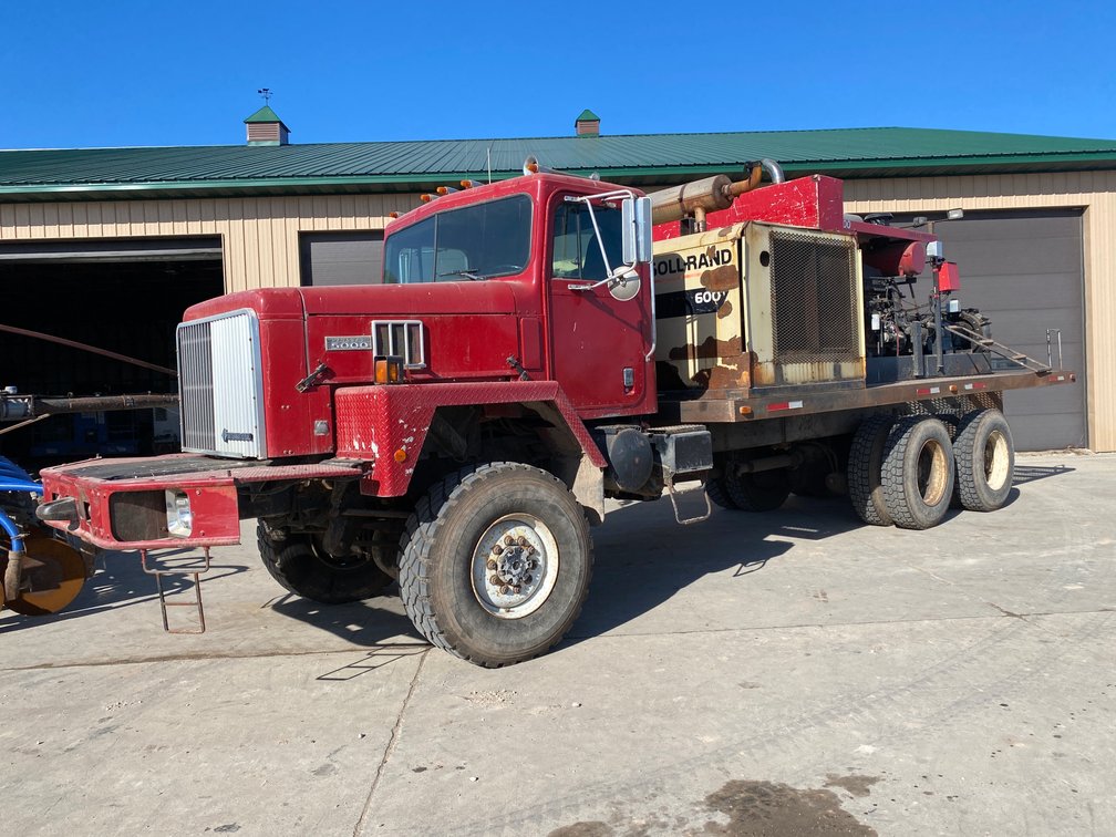 1994 International Paystar 5000 6x6 Pump Tuck (No Title) (Waldo, WI)