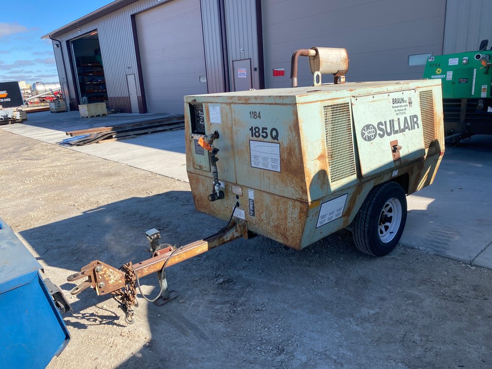 Sullair 185Q Towable Air Compressor (St. Nazianz, WI)