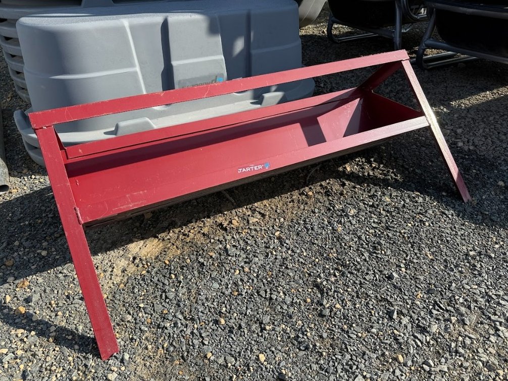 Sheep And Goat 4' Feed Bunk