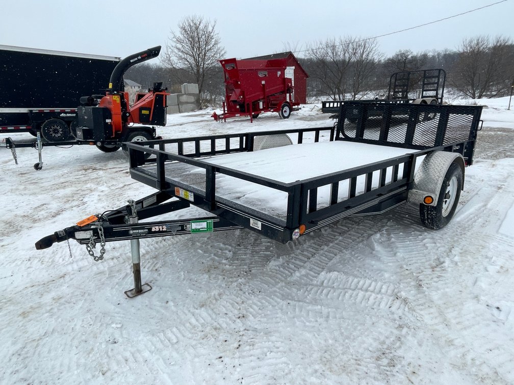 2013 PJ 12' Single Axel Trailer (Has WI Title)